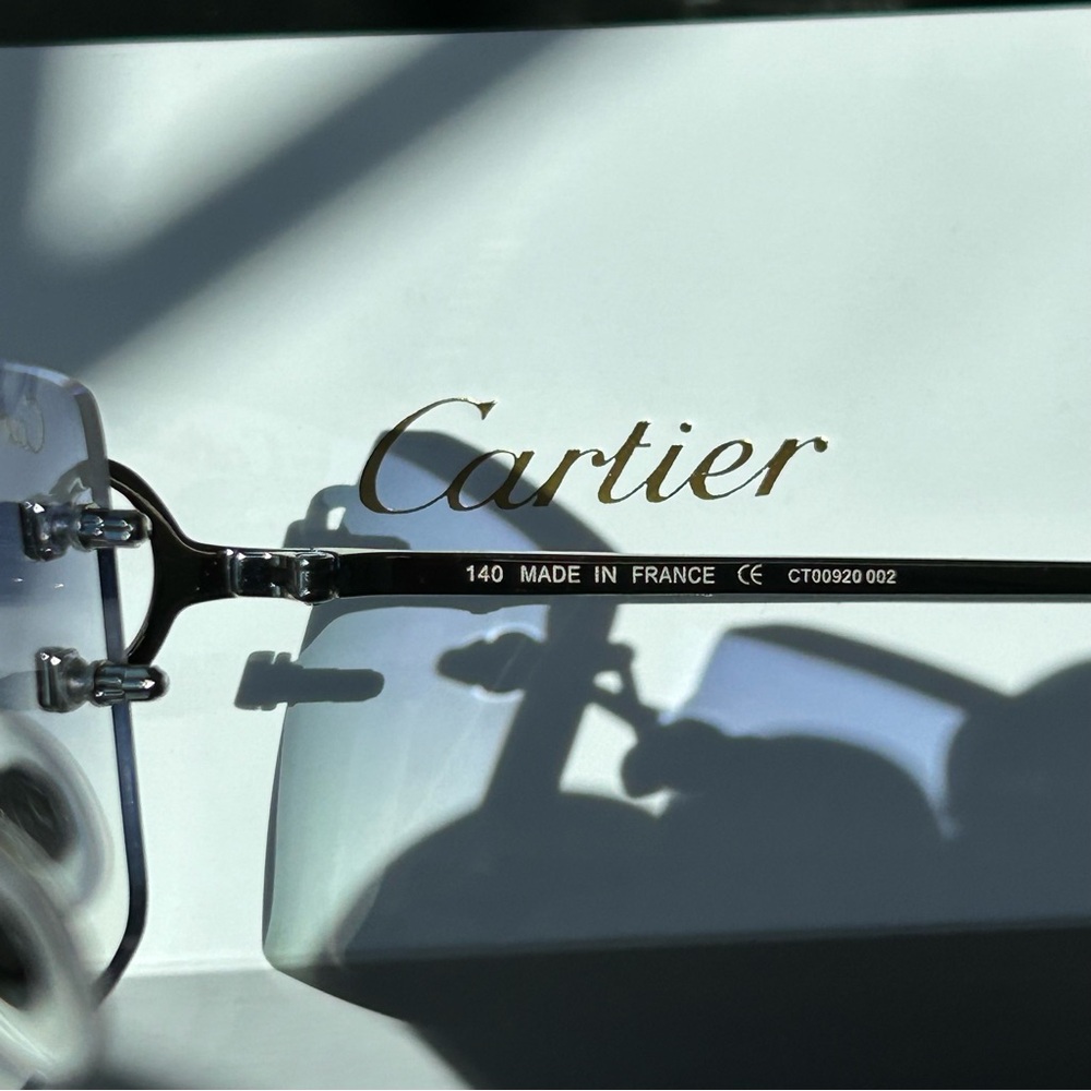 Cartier Men’s Rimless Sunglasses in Gradient Blue - Picture 6 of 9